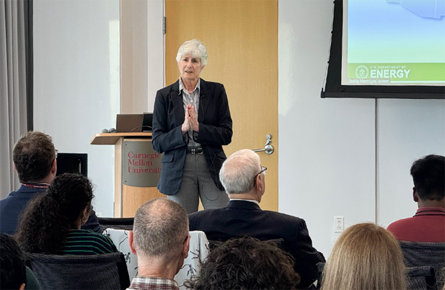 Marianne Walck gives lecture
